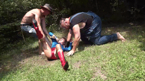 www.lewrubens.com - Little Mizz Unique Caught By The Redneck Spy Ring thumbnail